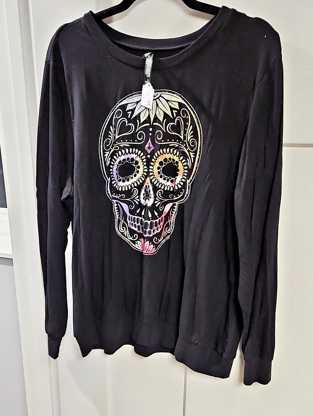 TORRID Long Sleeve Graphic Top Black Size 2x